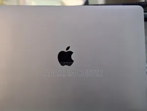 New Laptop Apple MacBook Pro 2019 8GB Intel Core I5 SSD 256GB