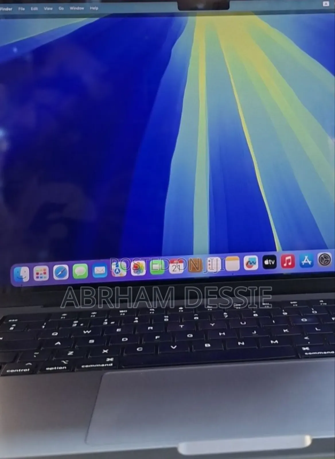 New Laptop Apple MacBook Pro 2021 M1 16GB Apple M1 Pro SSD 512GB