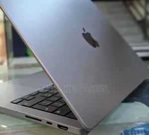 New Laptop Apple MacBook Pro M1 16GB Apple M1 Pro SSD 512GB