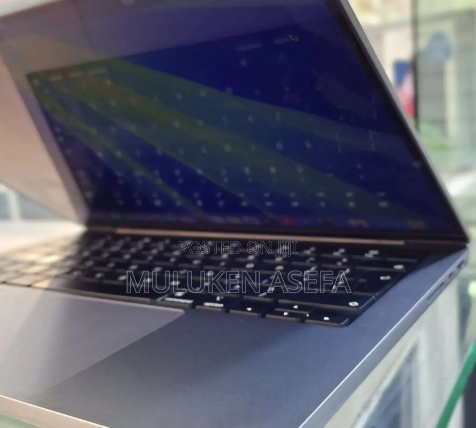 New Laptop Apple MacBook Pro M1 16GB Apple M1 Pro SSD 512GB