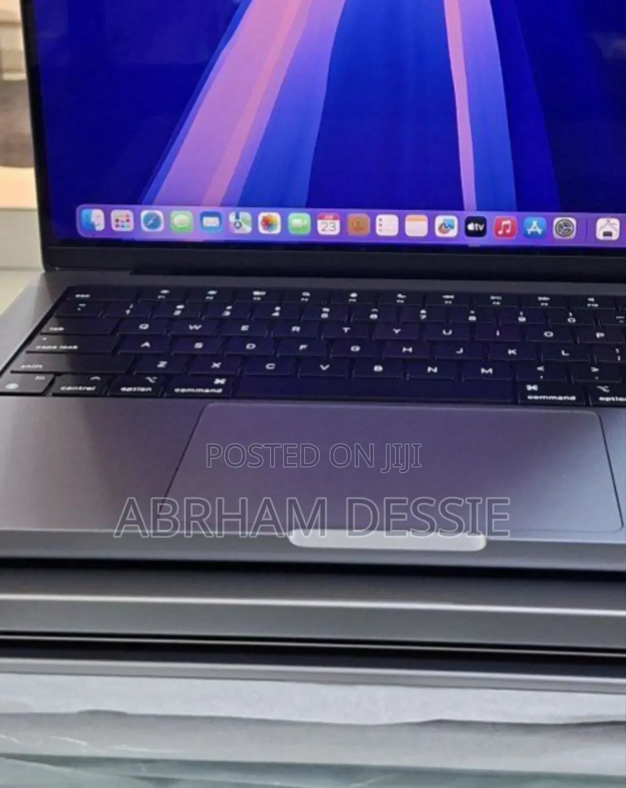 New Laptop Apple MacBook 16GB Apple M1 SSD 1T