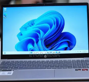 New Laptop HP Stream Notebook 8GB AMD Ryzen 5 SSD 512GB