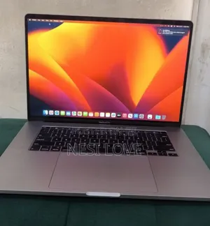 Photo - New Laptop Apple MacBook Pro 2019 16GB Intel Core I9 SSD 512GB