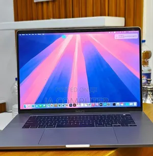 New Laptop Apple MacBook Pro 2019 16GB Intel Core I7 SSD 512GB