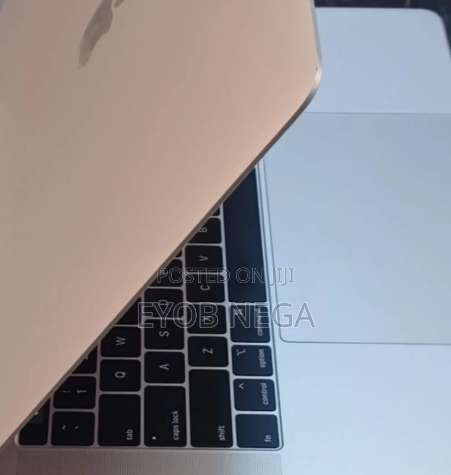 New Laptop Apple MacBook Pro 2018 32GB Intel Core I9 SSD 1T