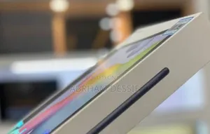 New Laptop Samsung 4GB SSD 60GB