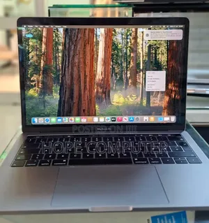 Photo - New Laptop Apple MacBook Pro 2019 8GB Intel Core I5 SSD 256GB