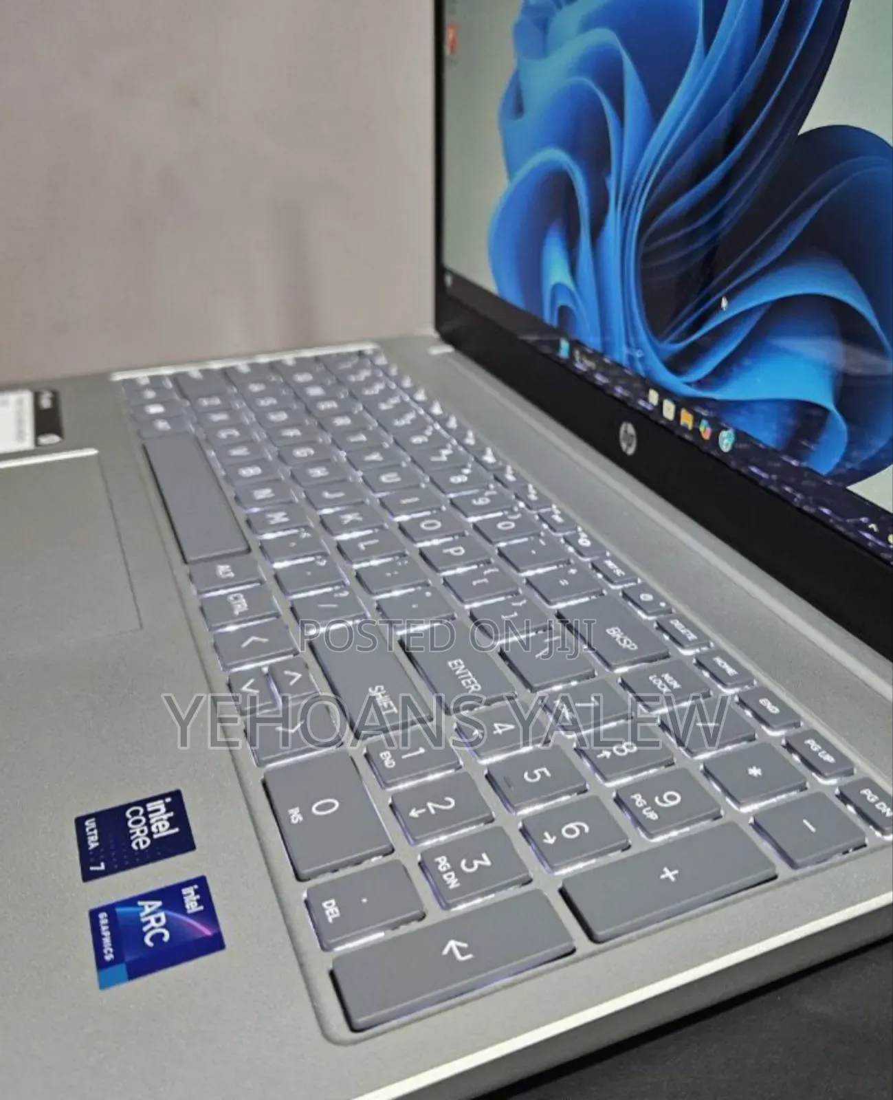 New Laptop HP 16GB Intel Core Ultra 7 SSD 512GB