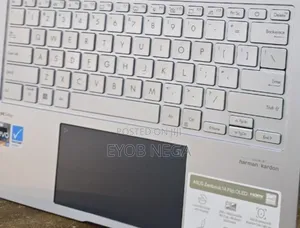 New Laptop Asus Zenbook 14 UX434 16GB Intel Core I7 SSD 1T