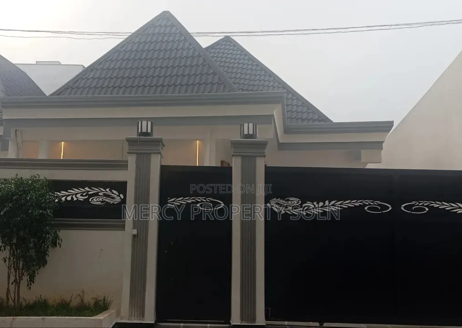 6bdrm Villa in Bole for sale