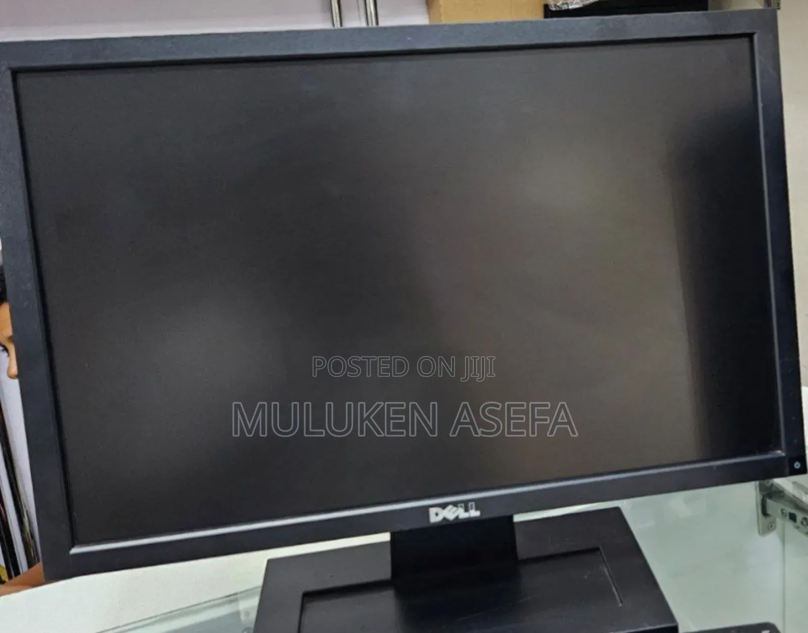 New Desktop Computer Lenovo ThinkCentre 22 4GB Intel Core I3 SSD 500GB