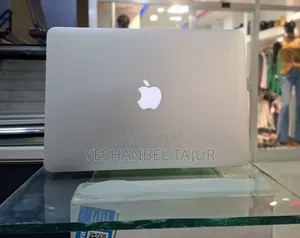 New Laptop Apple MacBook 2013 16GB Intel Core I5 SSD 512GB