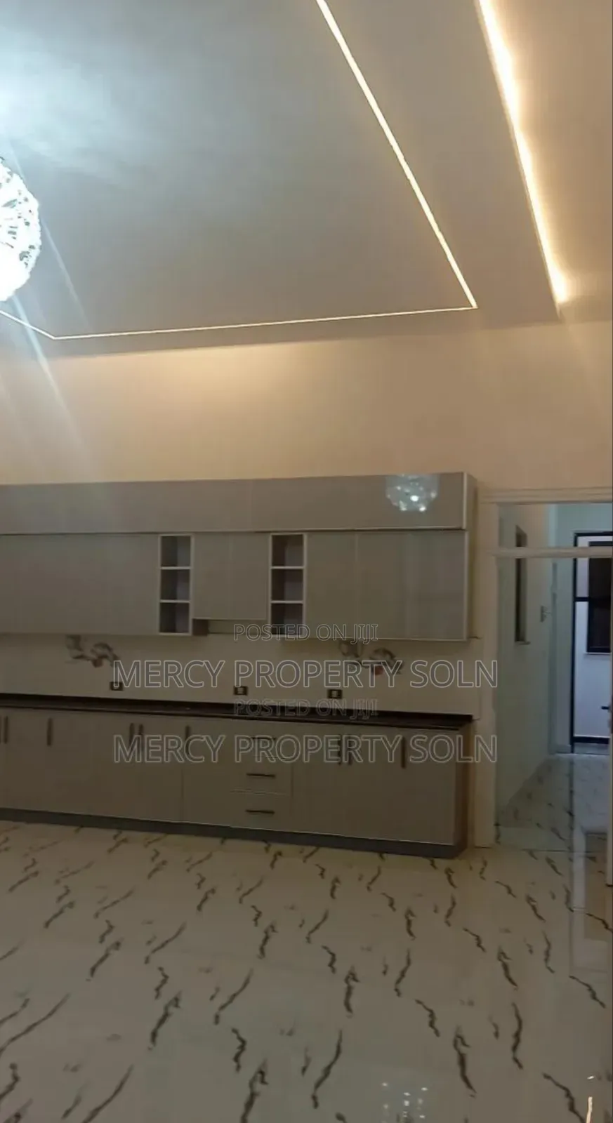 6bdrm Villa in Bole for sale