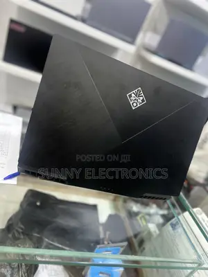 New Laptop HP Omen X 17t 16GB Intel Core I7 SSD 512GB