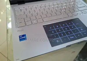 New Laptop Asus 16GB Intel Core I7 SSD 1T