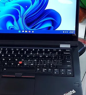 Photo - New Laptop Lenovo ThinkPad Yoga 370 16GB Intel Core I5 SSD 512GB