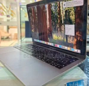 New Laptop Apple MacBook Pro 2019 8GB Intel Core I5 SSD 256GB