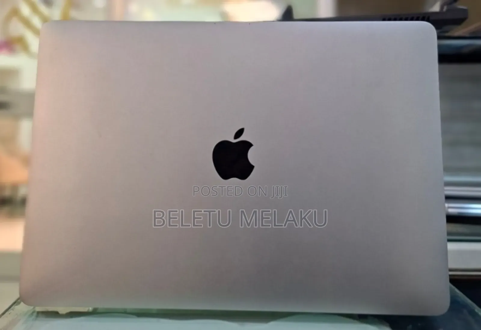 New Laptop Apple MacBook Pro 2019 8GB Intel Core I5 SSD 256GB