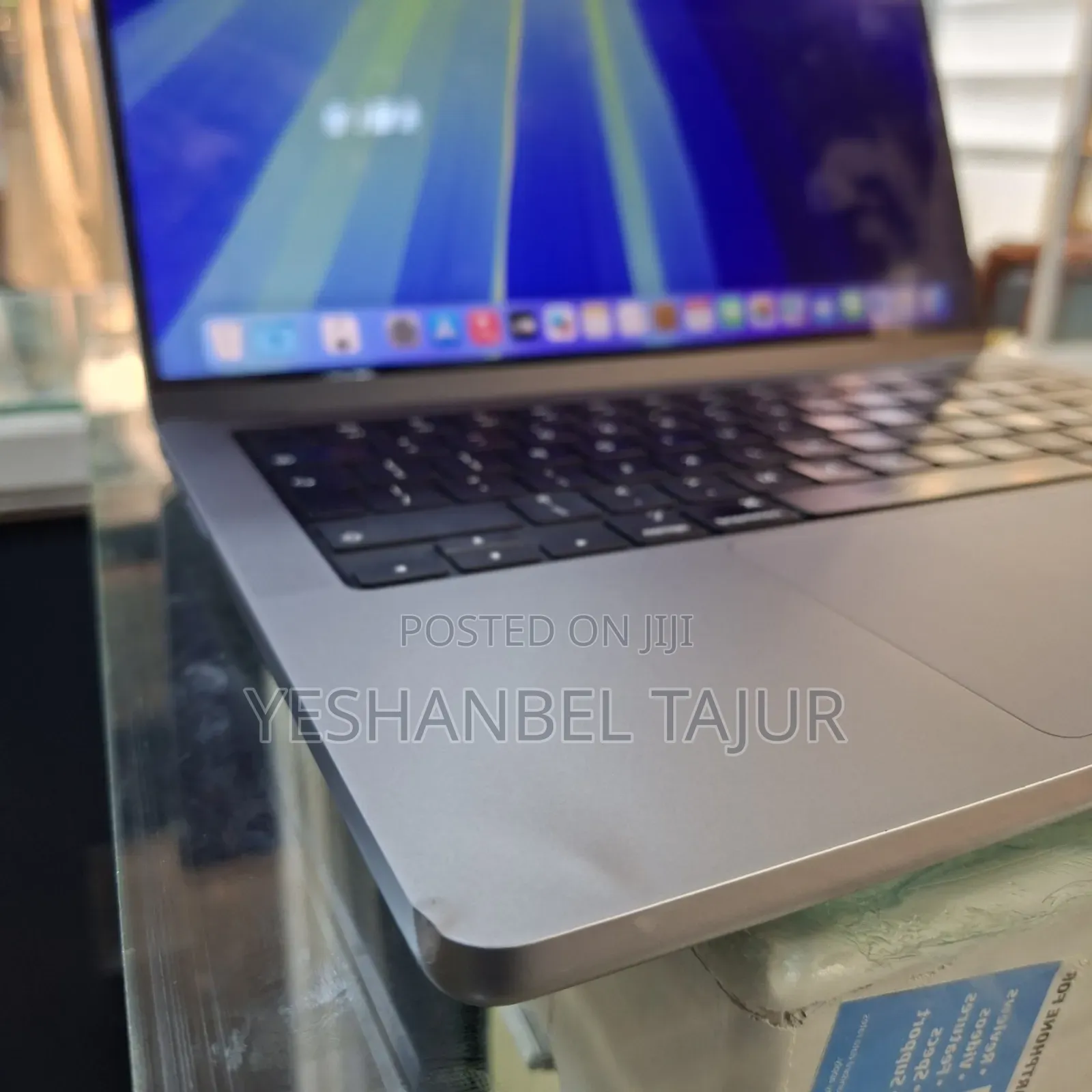 New Laptop Apple MacBook Pro M1 16GB Apple M1 Pro SSD 512GB