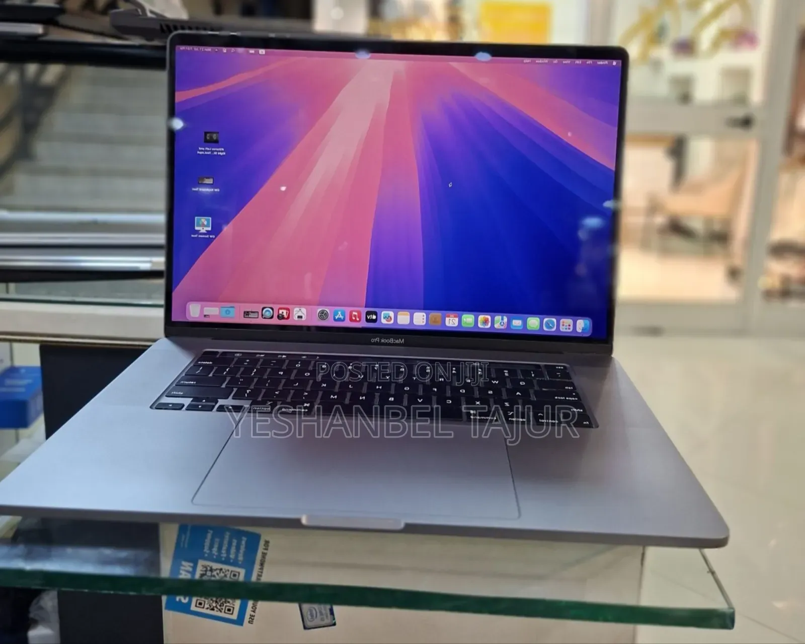 New Laptop Apple MacBook Pro 2019 32GB Intel Core I9 SSD 1T