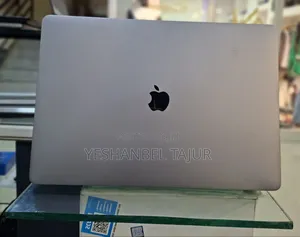 New Laptop Apple MacBook Pro 2019 32GB Intel Core I9 SSD 1T