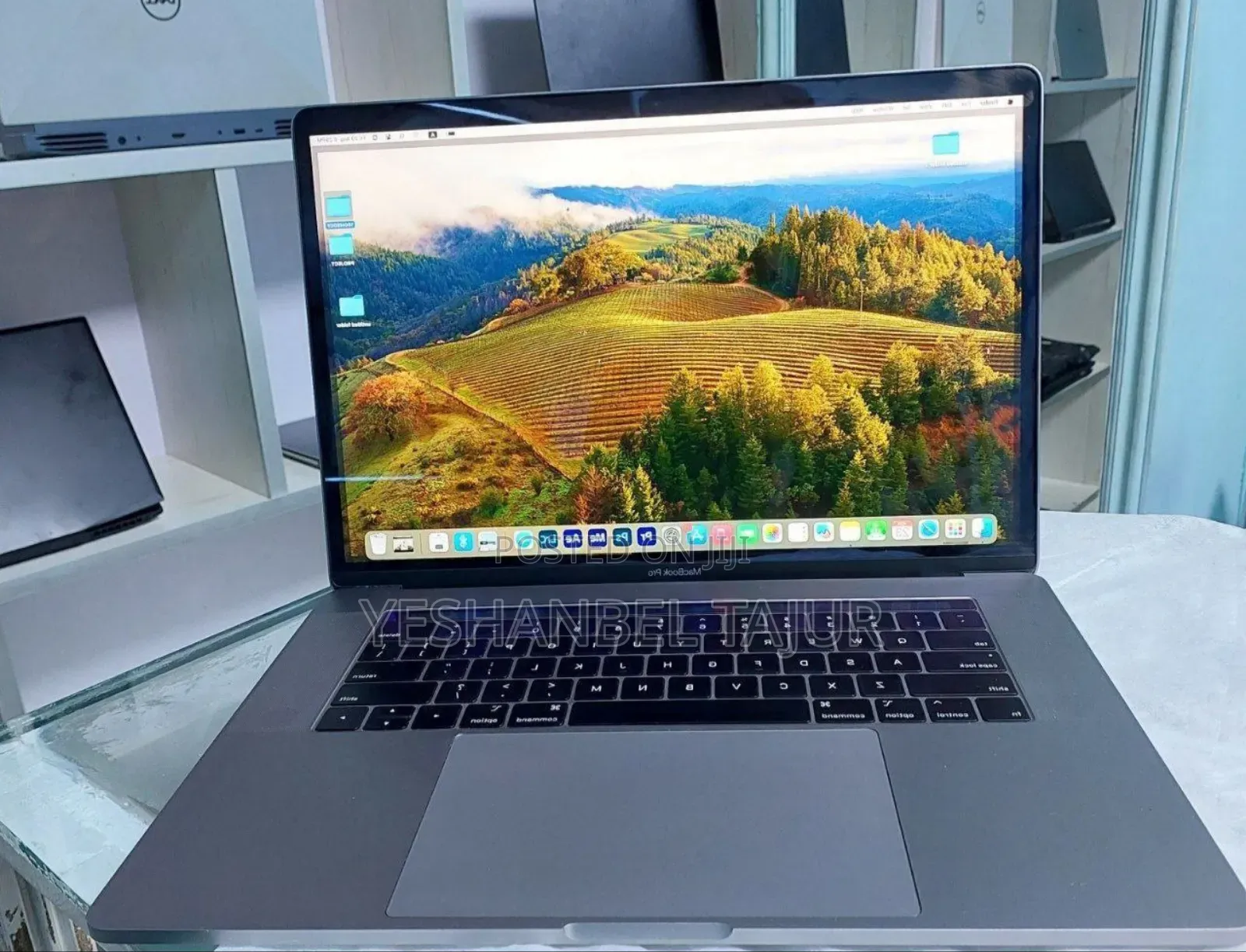 New Laptop Apple MacBook Pro 2019 16GB Intel Core I7 SSD 512GB