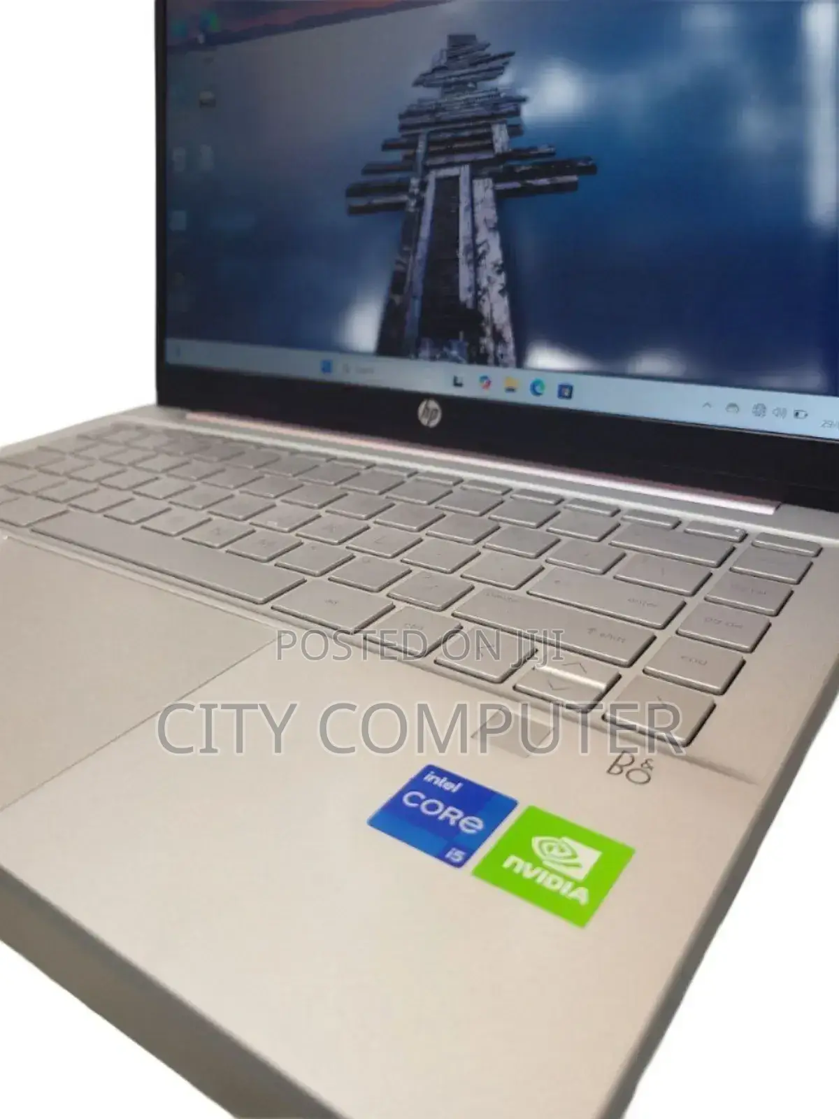 New Laptop HP Pavilion 15 6GB Nvidia SSD 512GB
