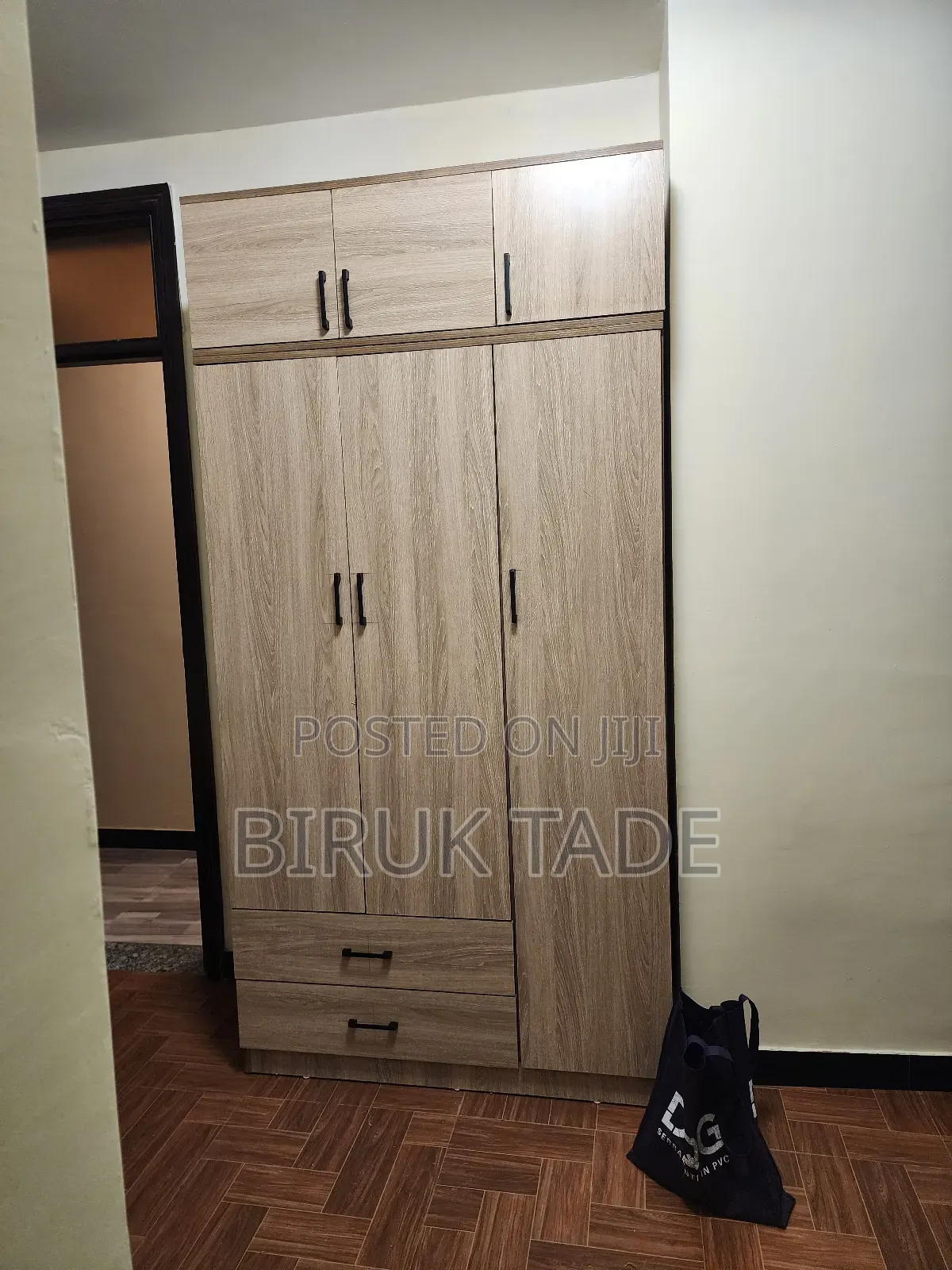 Modern Light Wood Laminated MDF Wardrobe/Closet - 240×120 Cm