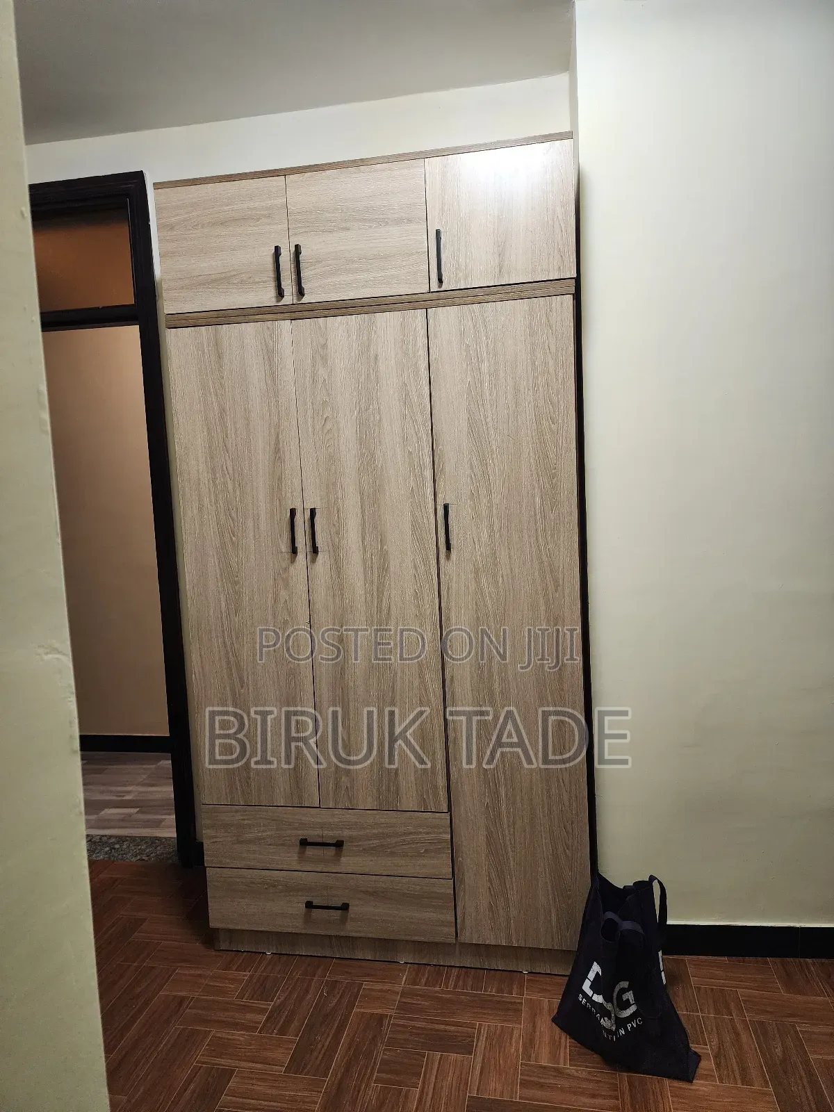 Modern Light Wood Laminated MDF Wardrobe/Closet - 240×120 Cm