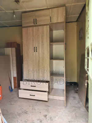 Modern Light Wood Laminated MDF Wardrobe/Closet - 240×120 Cm