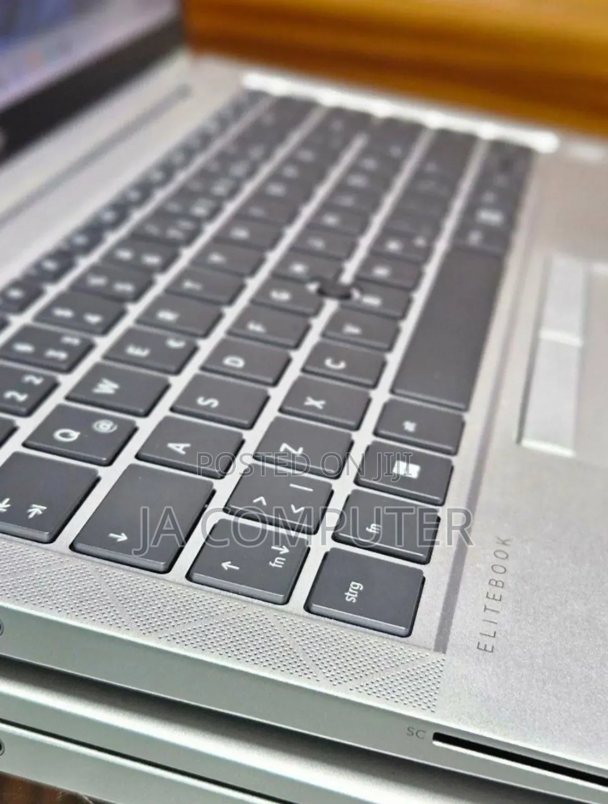 New Laptop HP EliteBook 840 G8 16GB Intel Core I7 SSD 512GB