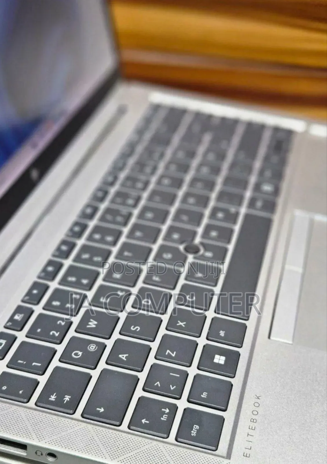 New Laptop HP EliteBook 840 G8 16GB Intel Core I7 SSD 512GB