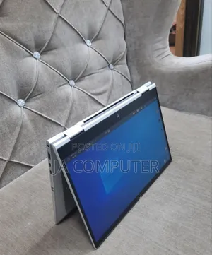 New Laptop HP EliteBook 830 G8 16GB Intel Core I7 SSD 512GB