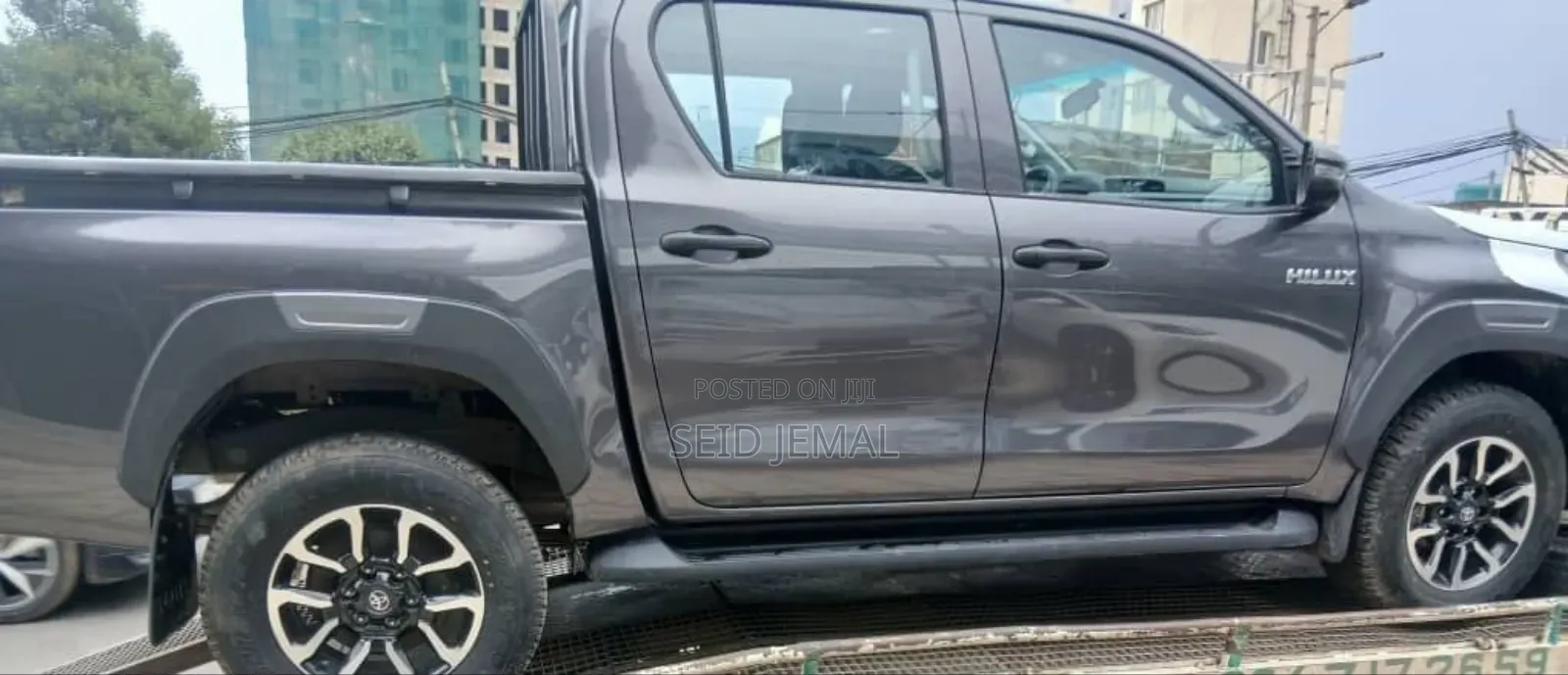 New Toyota Hilux 2024 Gray