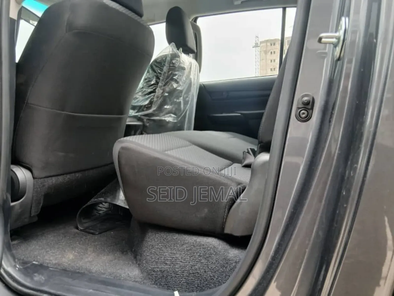 New Toyota Hilux 2024 Gray