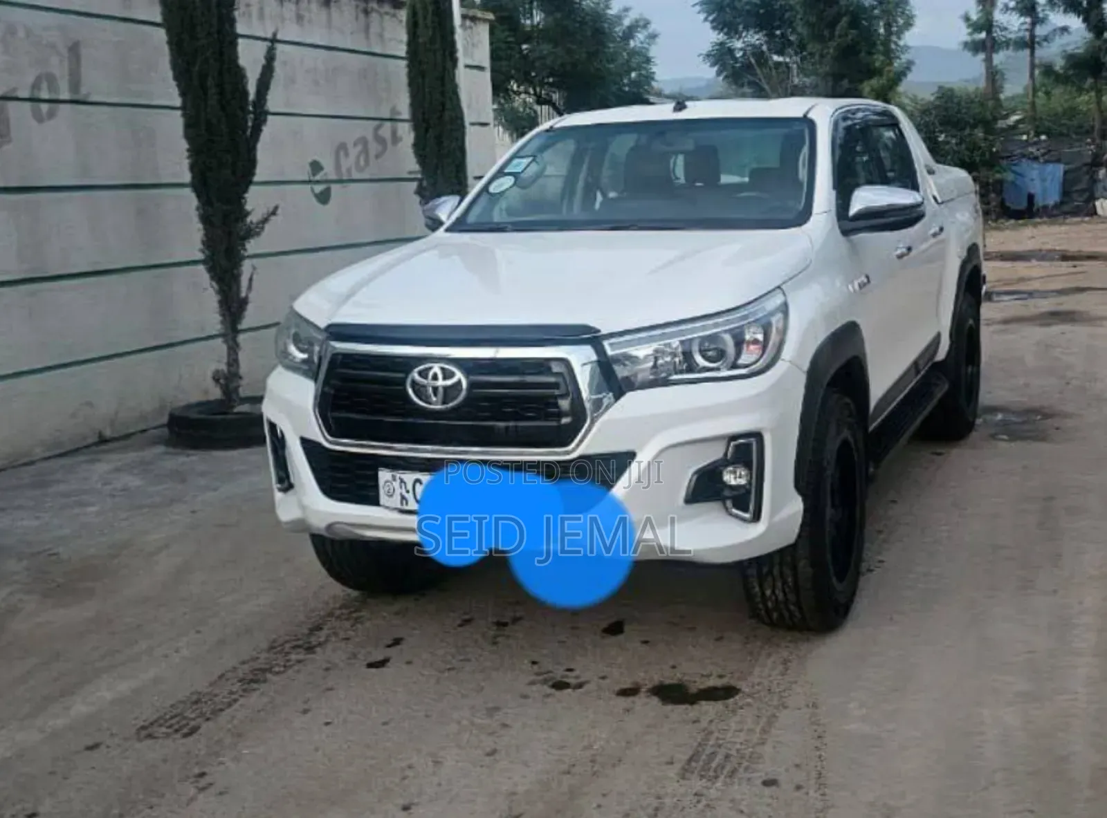 Toyota Hilux 2019 White