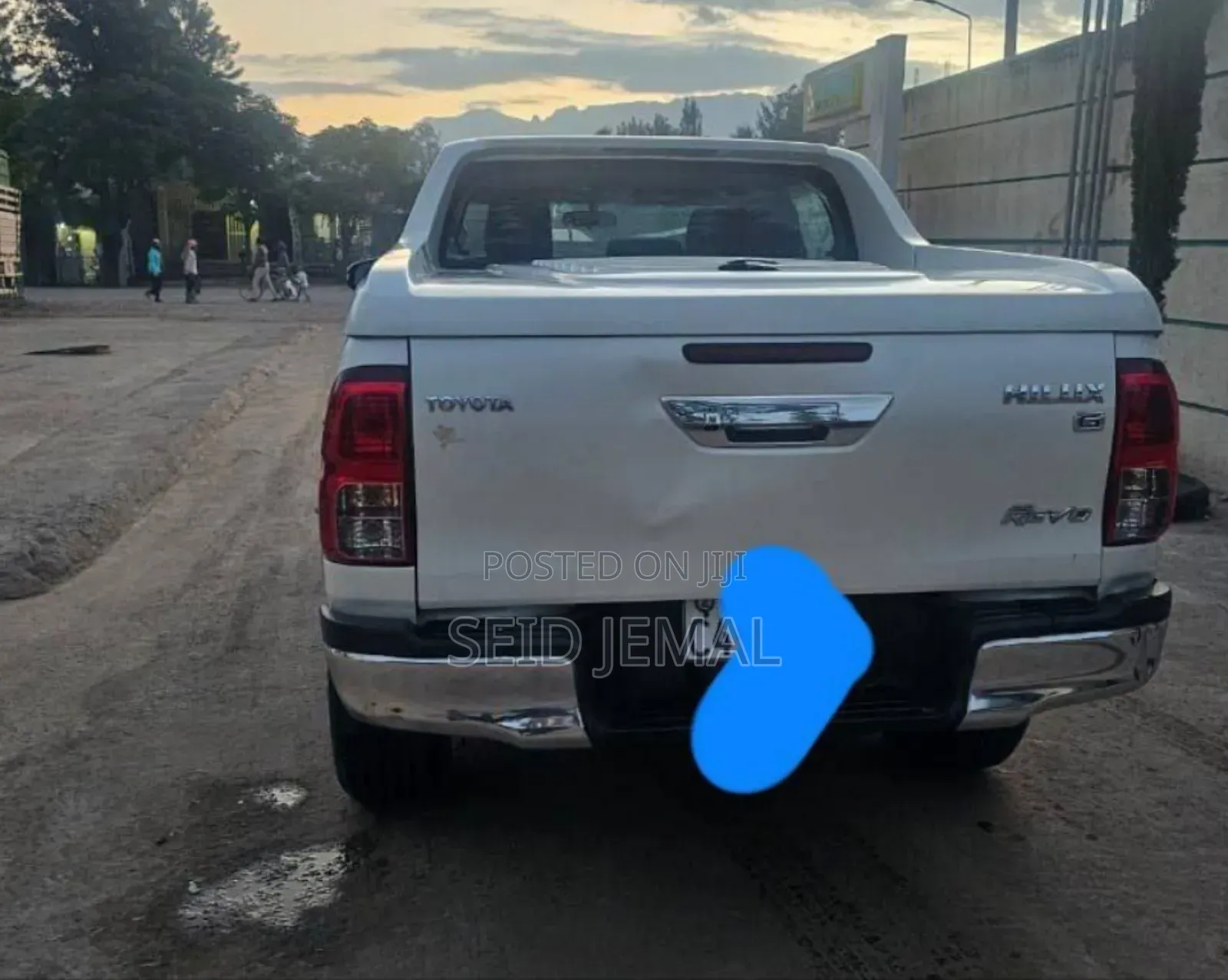 Toyota Hilux 2019 White