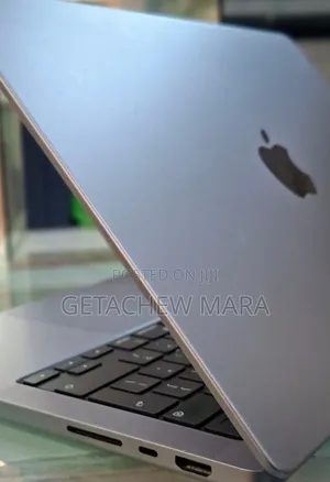 New Laptop Apple MacBook Pro 16GB Apple M1 SSD 512GB