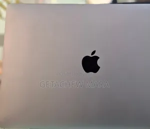 New Laptop Apple MacBook Pro 2019 8GB Intel Core I5 SSD 256GB