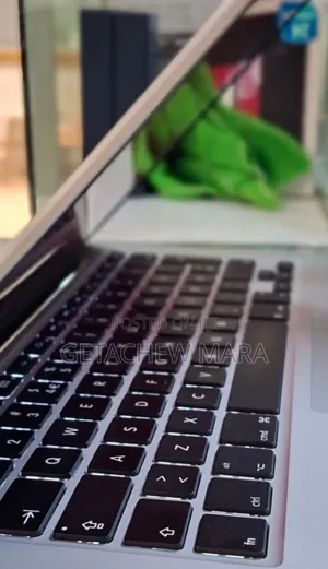 Photo - New Laptop Apple MacBook 2013 16GB Intel Core I5 SSD 512GB