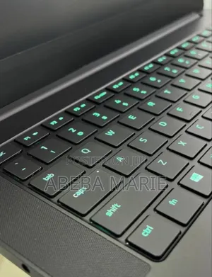 New Laptop Razer Blade 16GB AMD Ryzen 9 SSD 1T