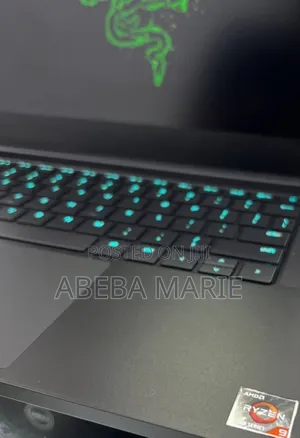New Laptop Razer Blade 16GB AMD Ryzen 9 SSD 1T