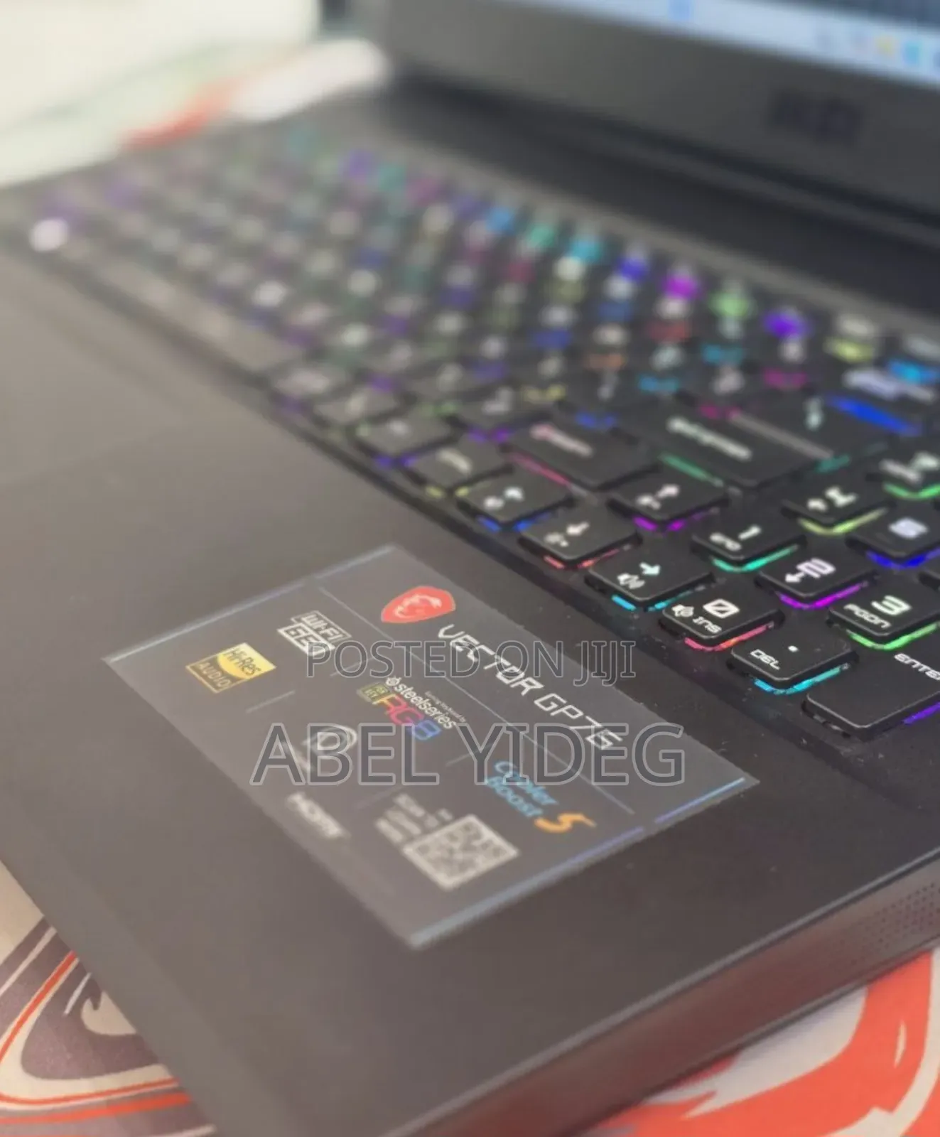 New Laptop MSI Vector 17 HX AI A2XWJG 32GB Intel Core I7 SSD 1T