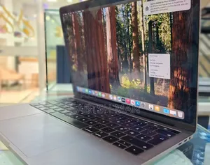 New Laptop Apple MacBook Pro 2019 8GB Intel Core I5 SSD 256GB