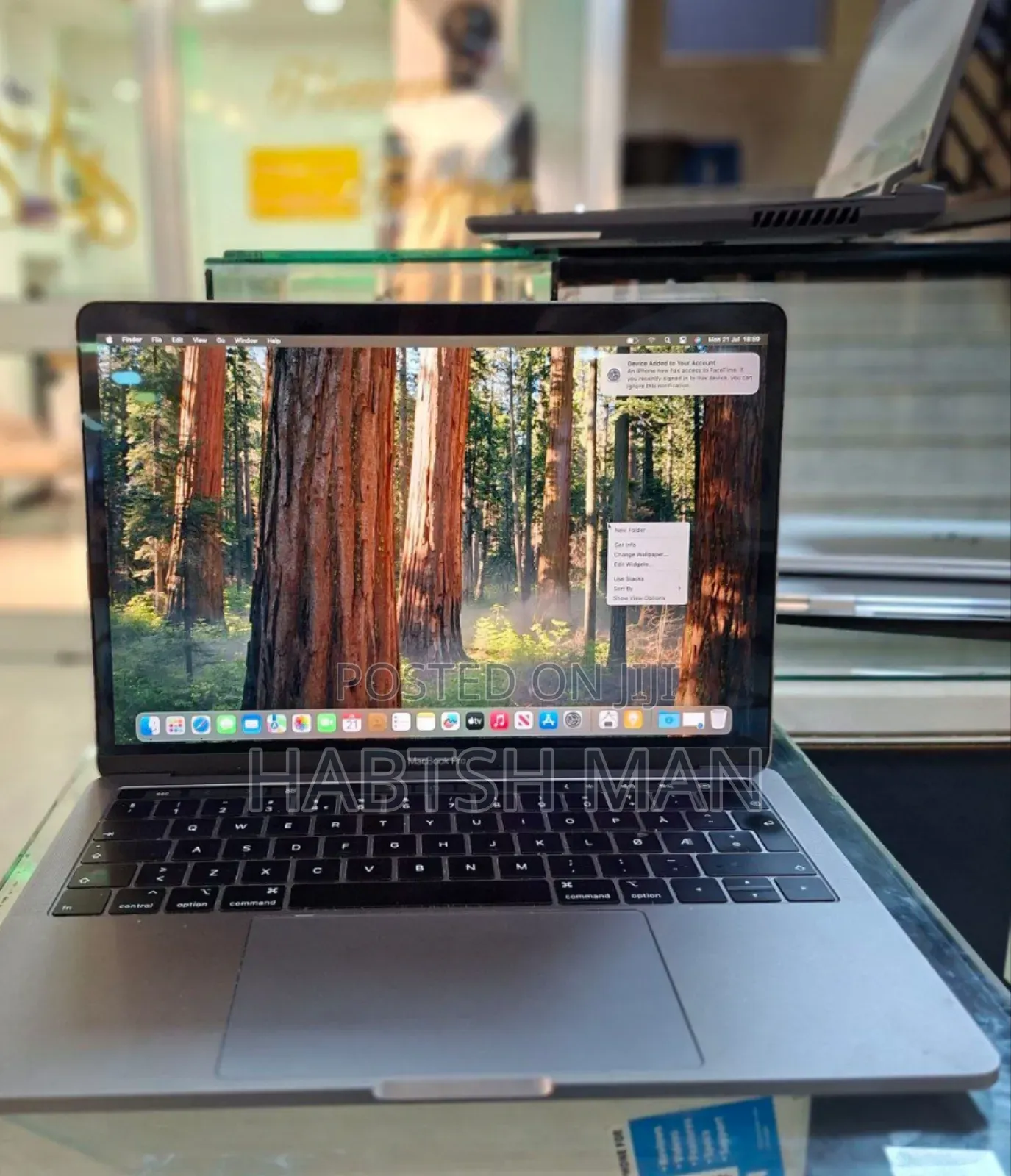 New Laptop Apple MacBook Pro 2019 8GB Intel Core I5 SSD 256GB