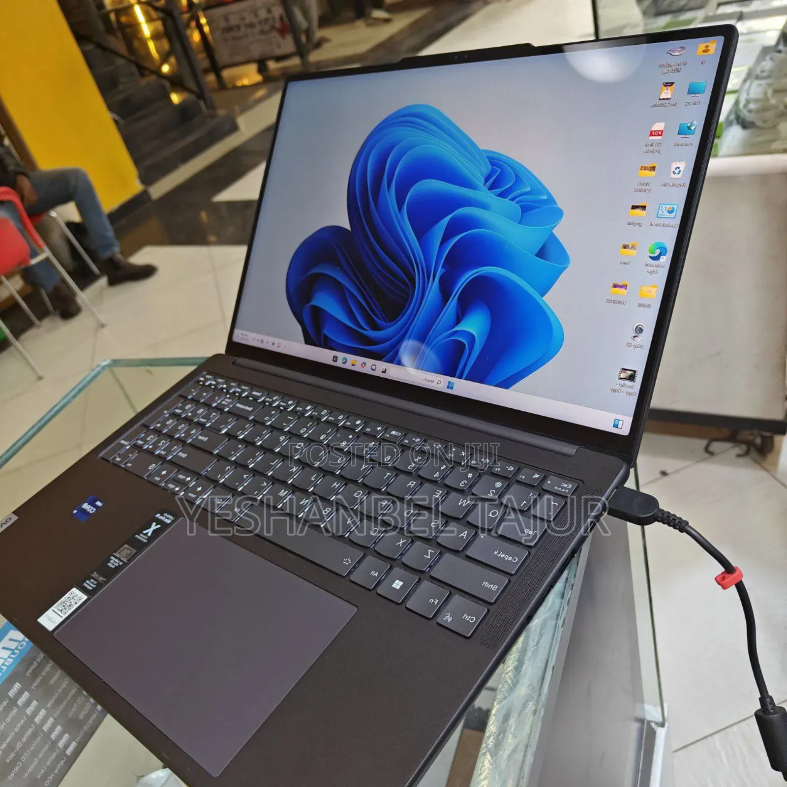 New Laptop Lenovo 16GB Intel Core I9 SSD 1T