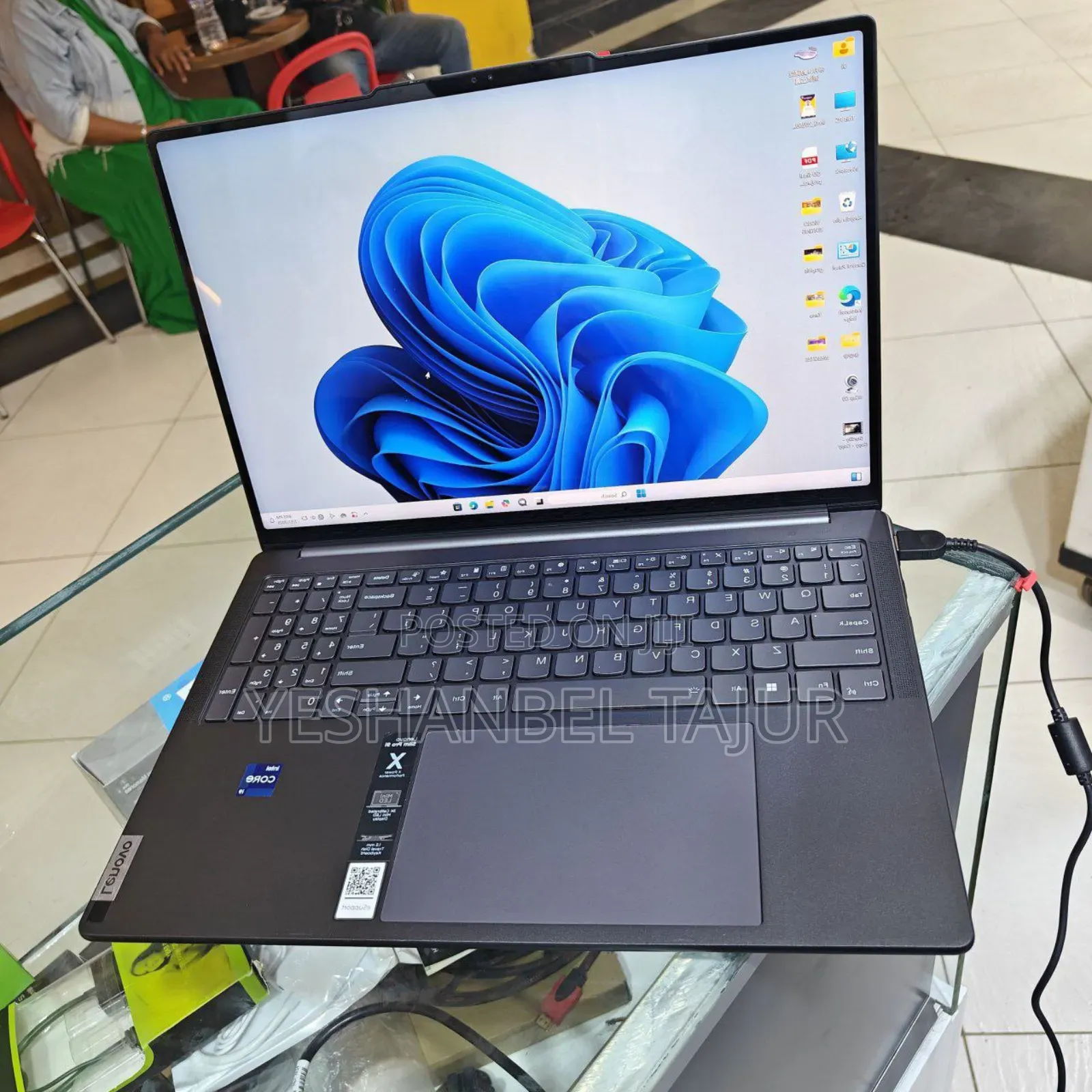 New Laptop Lenovo 16GB Intel Core I9 SSD 1T