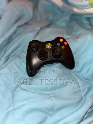 Photo - Xbox 360 Controller
