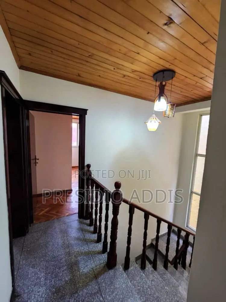 4bdrm Villa in Lideta for sale
