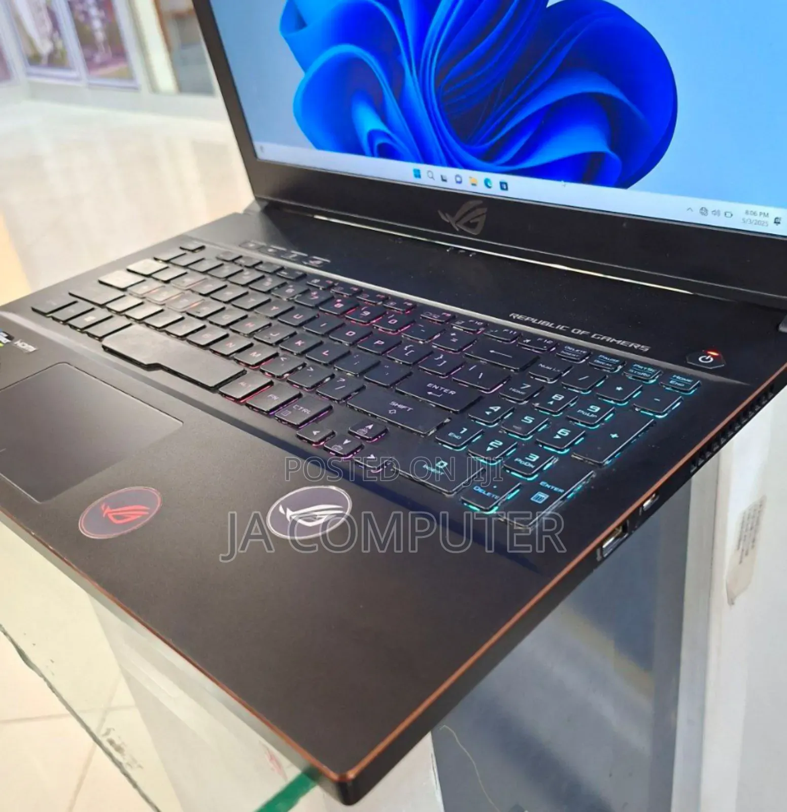 New Laptop Asus ROG Zephyrus G15 16GB Intel Core I7 SSHD (Hybrid) 1.5T